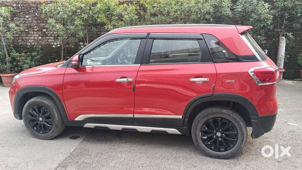 Maruti Suzuki Brezza 1.5 Zxi Smart Hybrid, 2021, Petrol