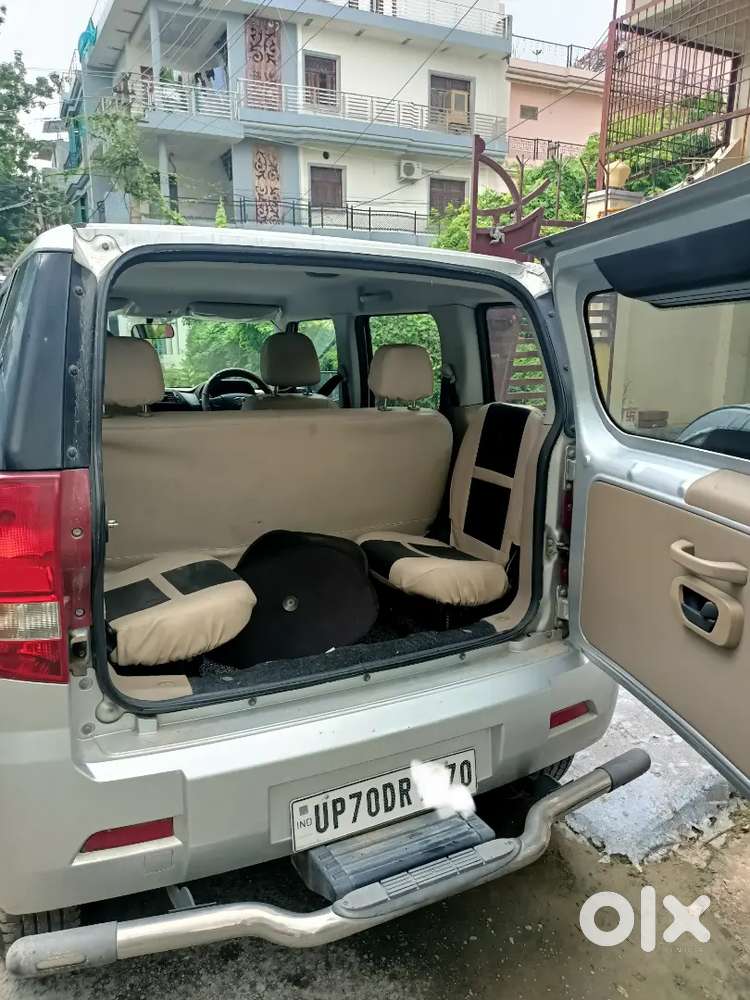 Mahindra Tuv300 T4+  2017 Model