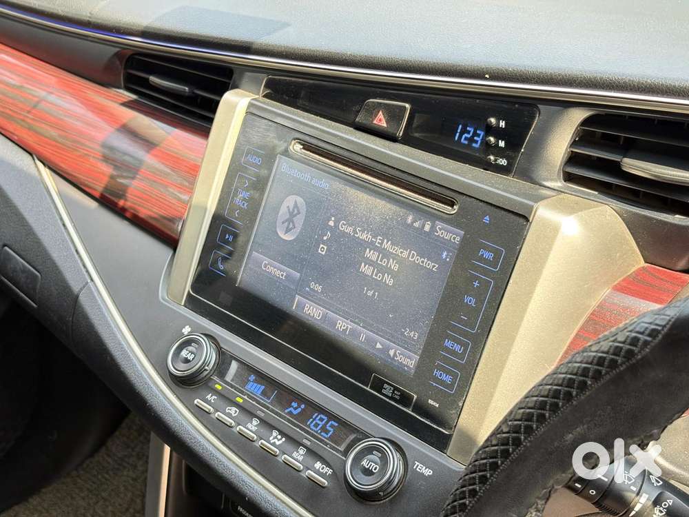 Toyota Innova Crysta 2.4 V 8 Str, 2018, Diesel