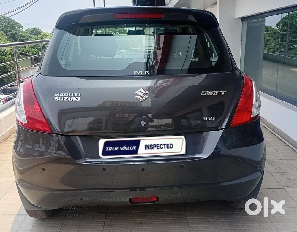 Maruti Suzuki Swift Vxi Optional, 2016, Petrol