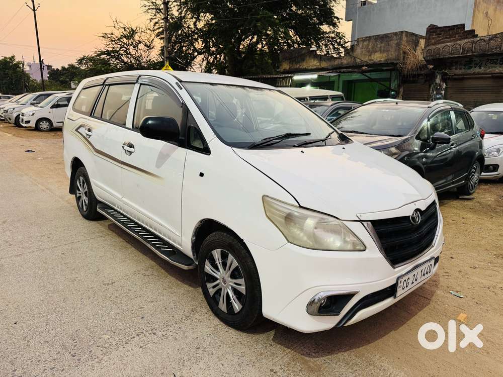 Toyota Innova 2.5 G (diesel) 8 Seater, 2013, Diesel