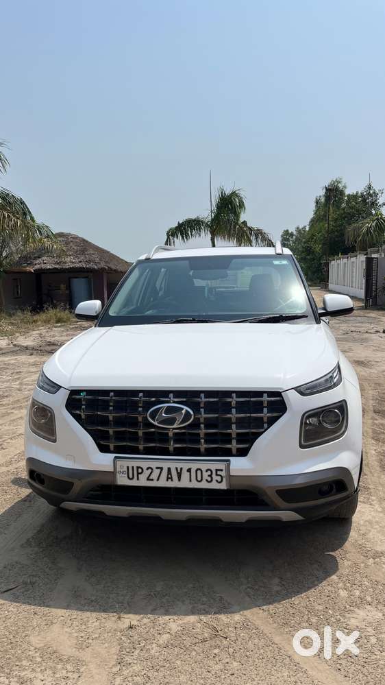 Hyundai Venue 2020 Diesel Well Maintained