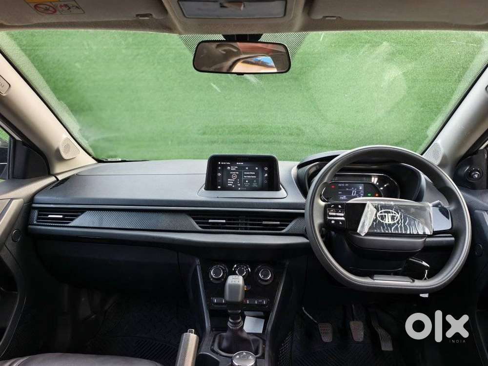 Tata Nexon, 2025, Petrol