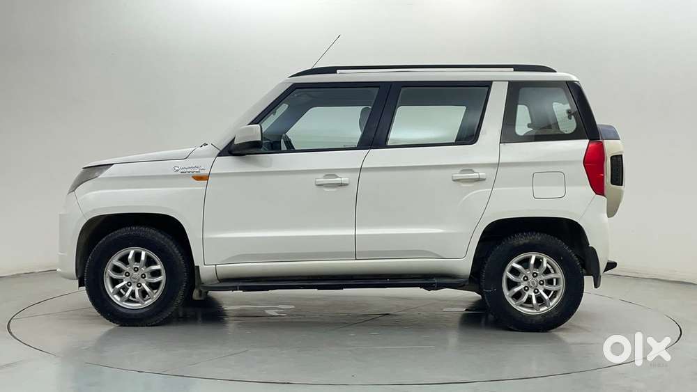 Mahindra Tuv 300 T8, 2015, Diesel