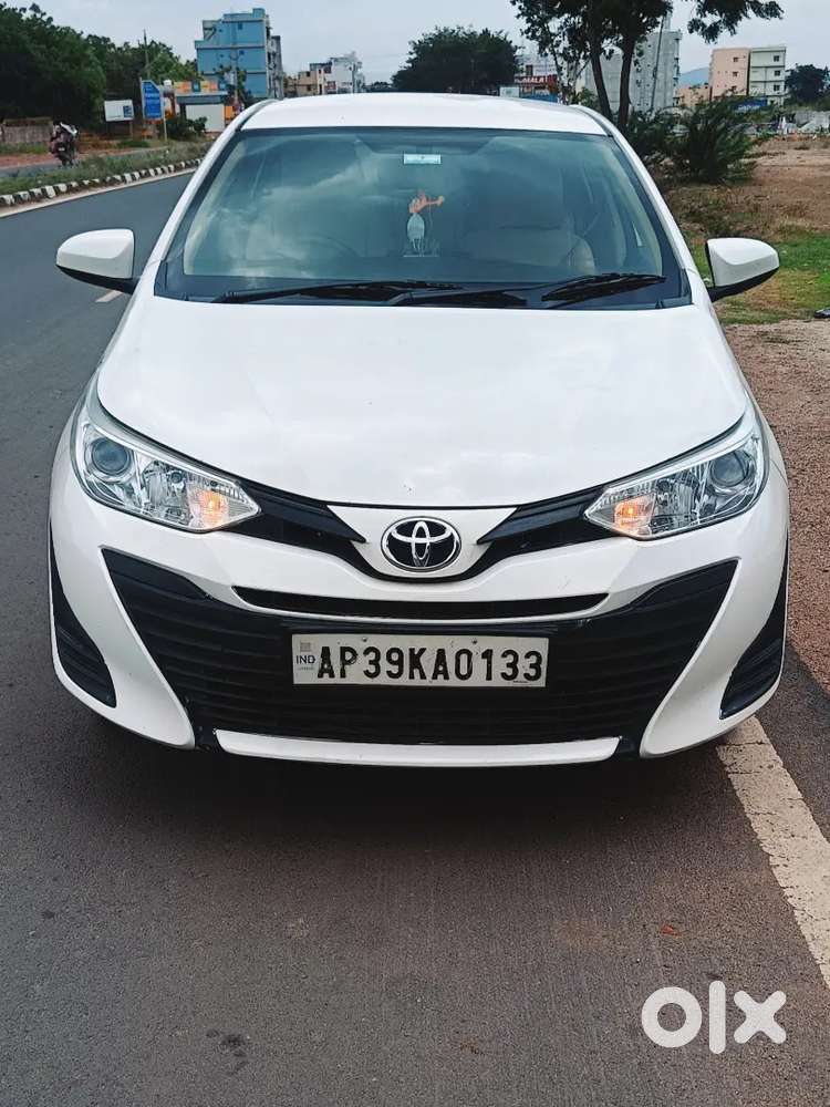 Toyota Yaris 1.5 J 2021
