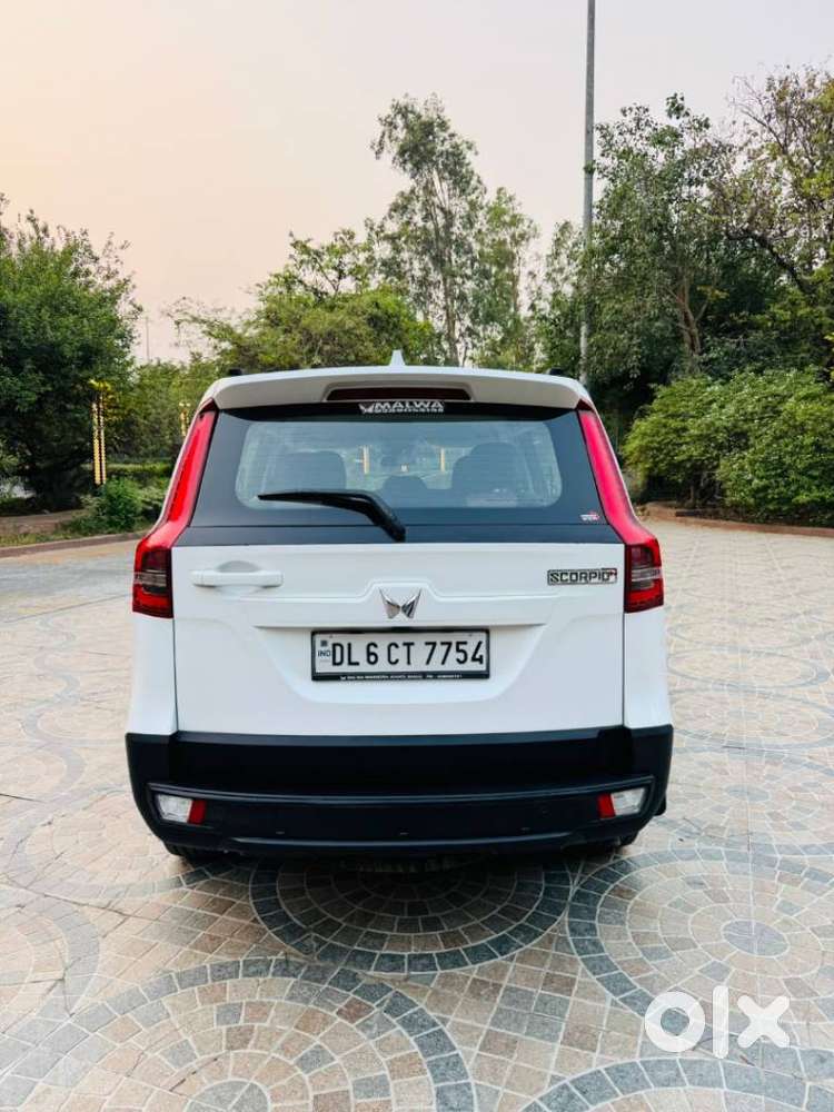 Mahindra Scorpio N Z4 Petrol Mt 7 Str (e), 2025, Petrol