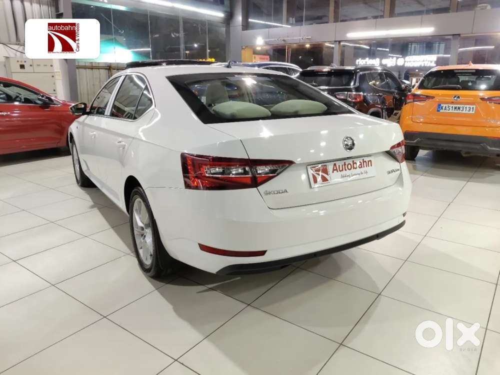 Skoda Superb 2.0 L&k Tsi At, 2017, Petrol