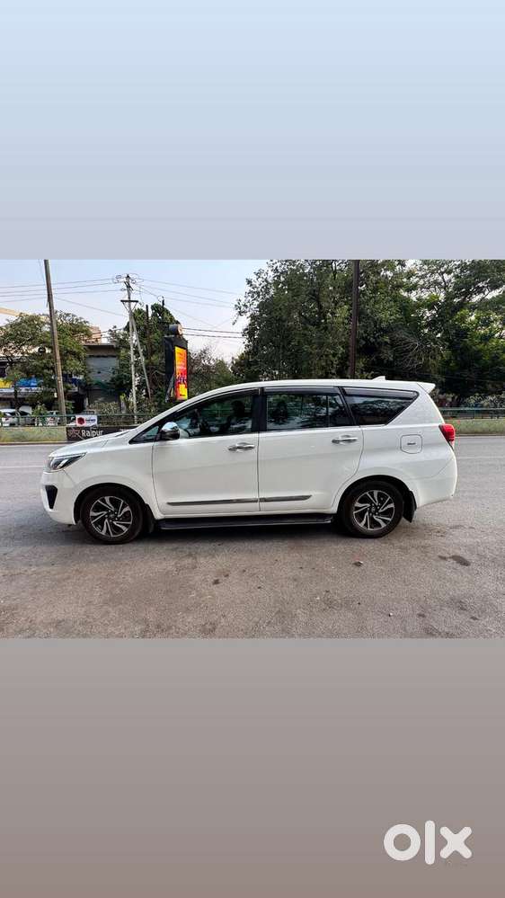 Toyota Innova Crysta 2.4 V, 2022, Diesel