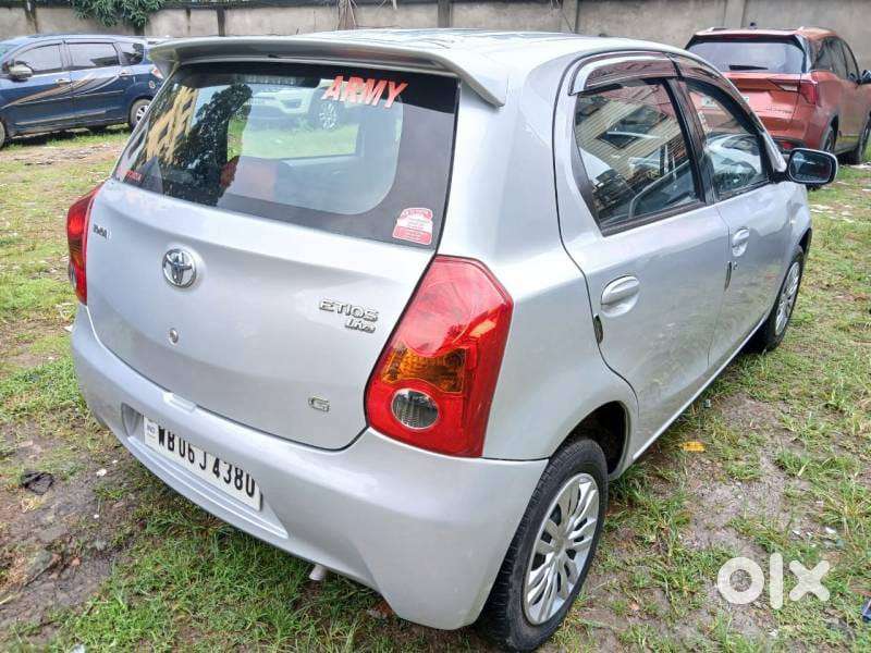 Toyota Etios Liva G, 2012, Petrol