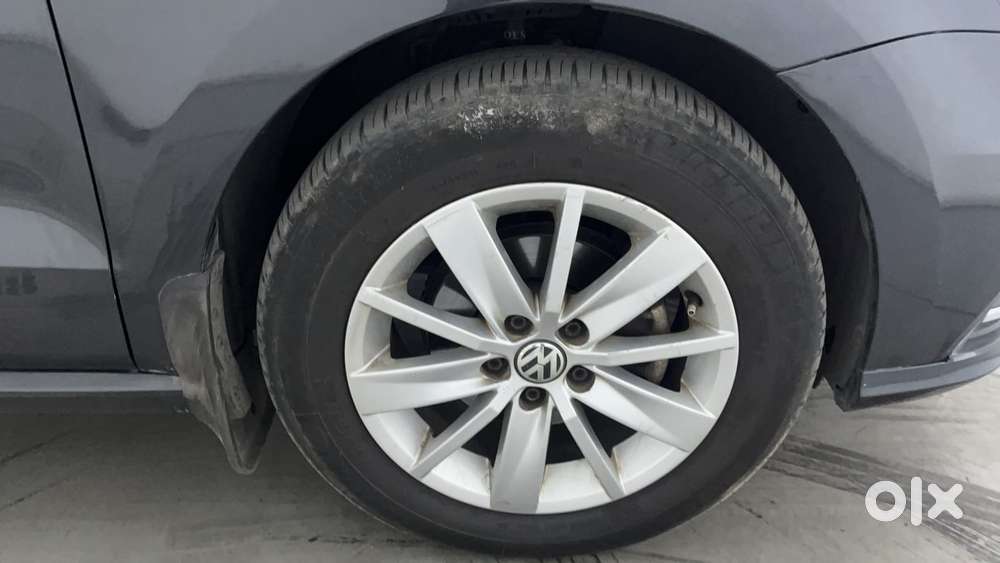 Volkswagen Ameo 1.2 Mpi Highline 16 Alloy, 2016, Petrol