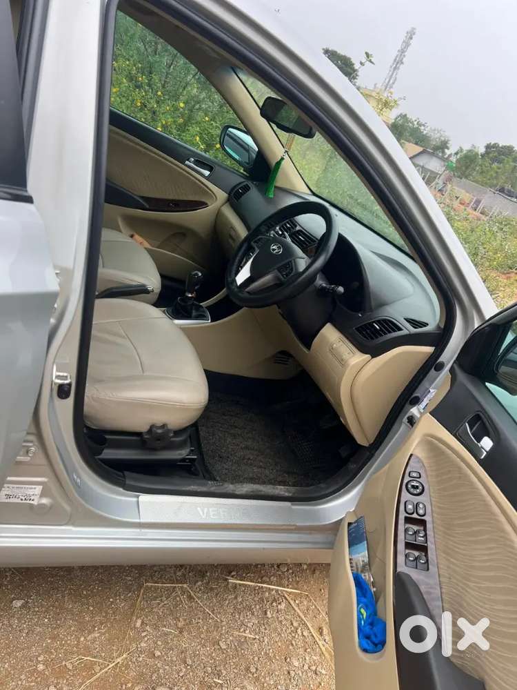 Hyundai Verna 2015 Petrol 60000 Km Driven