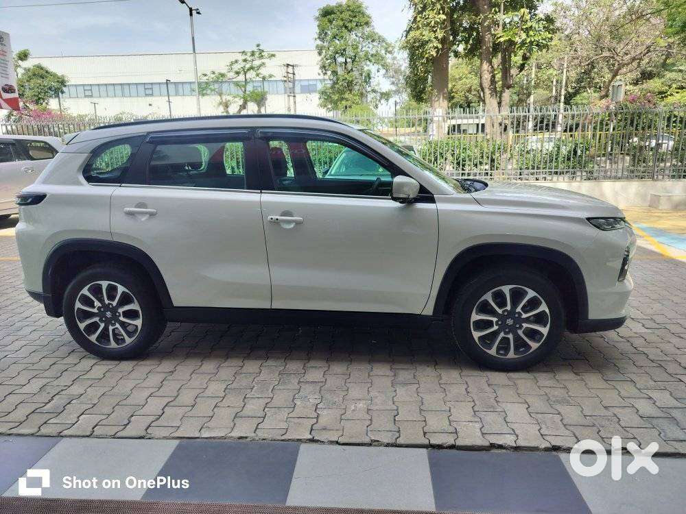 Maruti Suzuki Grand Vitara 1.5 Alpha Smart Hybrid At, 2023, Petrol