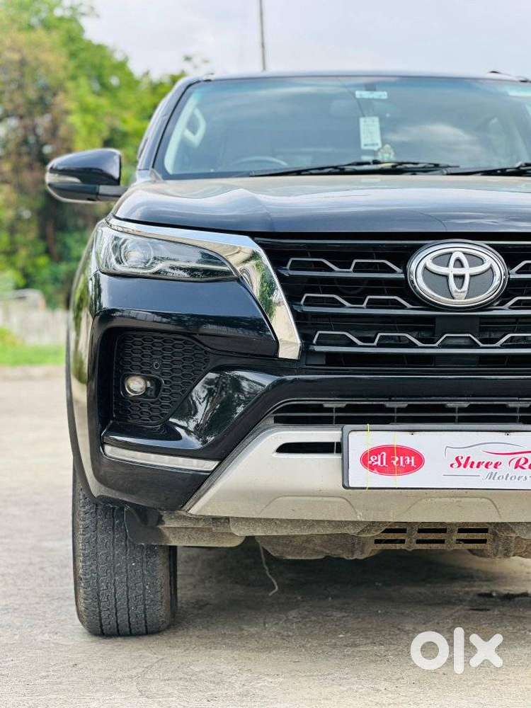 Toyota Fortuner 4x4 Mt 2.8 Diesel, 2022, Diesel