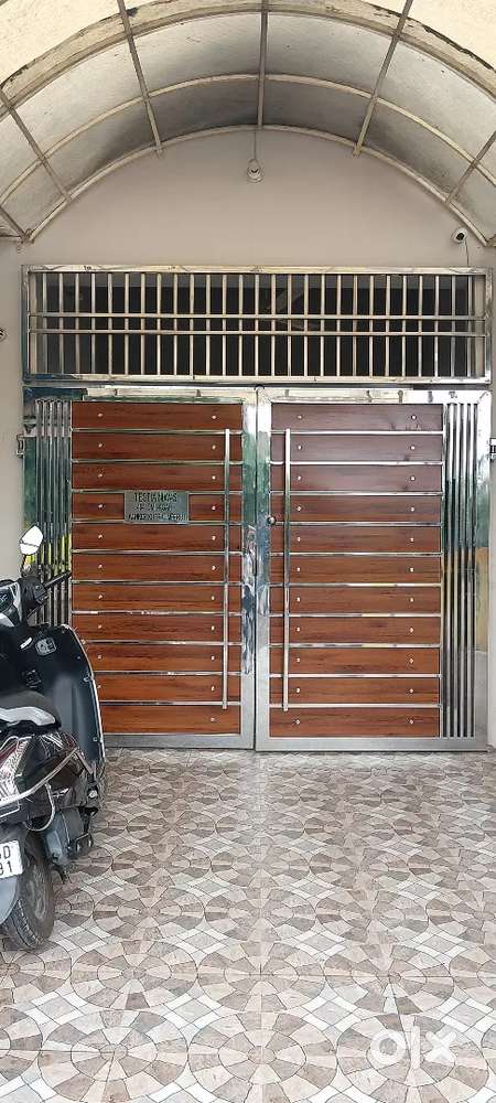 Beautiful lucky house available for rent.