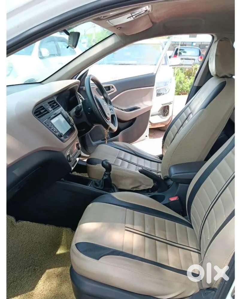 Hyundai Elite I20 Asta Option, 2018, Petrol