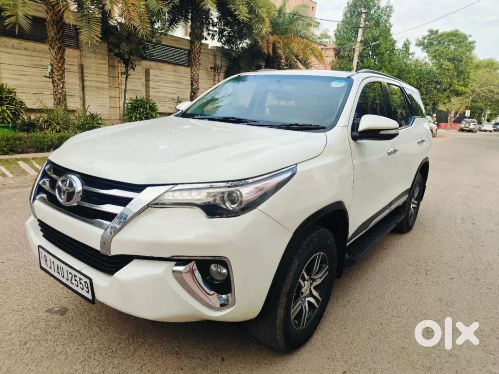 Toyota Fortuner 4x2 At, 2017, Diesel