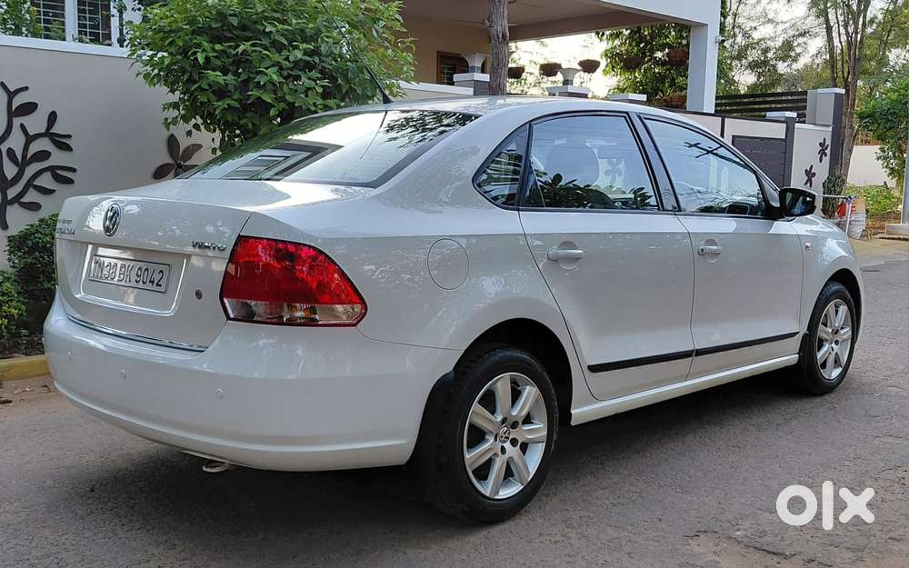 Volkswagen Vento Petrol Highline, 2011, Petrol