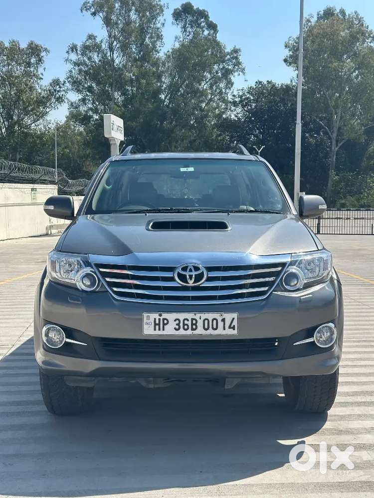 Toyota Fortuner 2012 Diesel 185000 Km Driven