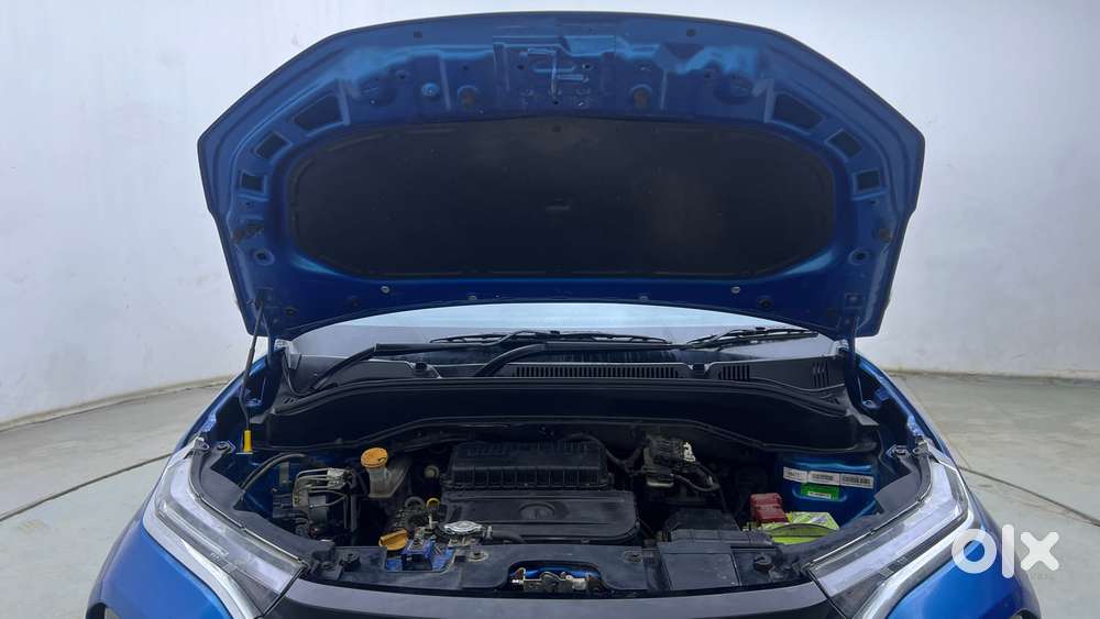 Tata Punch 1.2 Revotron Creative Amt Dual Tone, 2022, Petrol