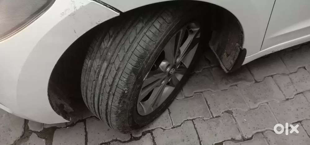 New Elantra Hyundai Automatic With Sunroof Top