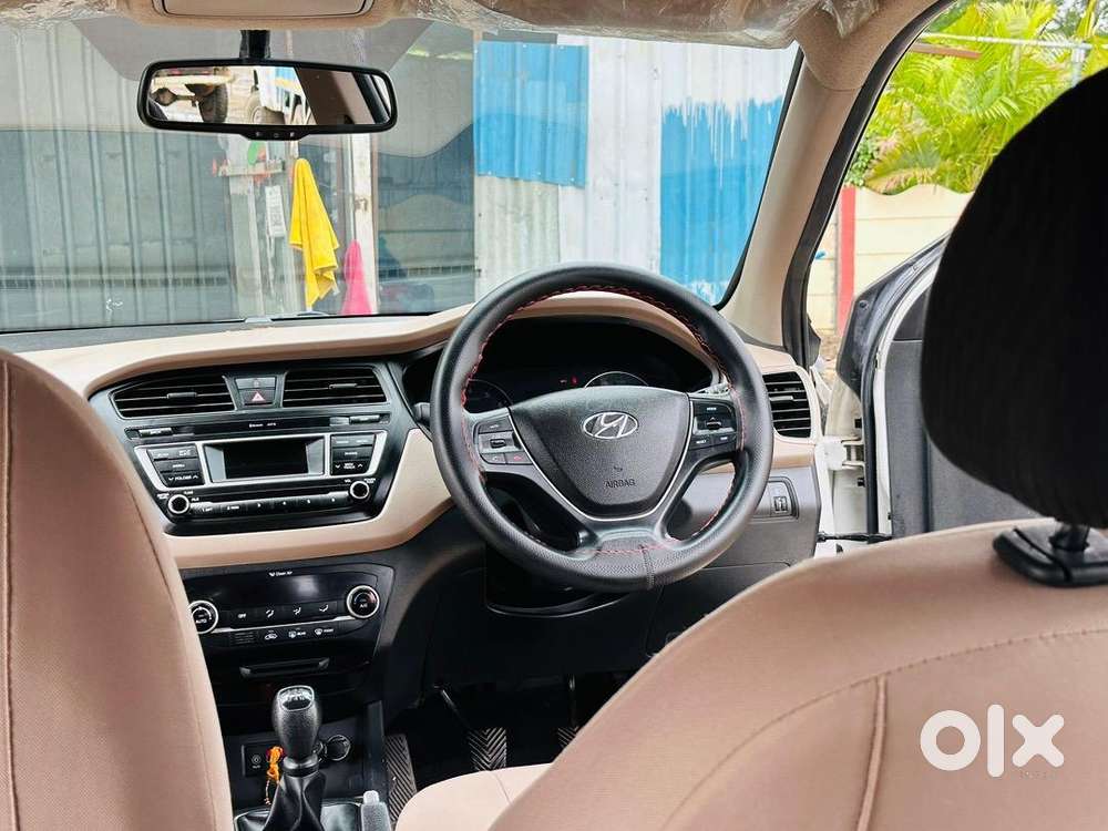 Hyundai Elite I20 2016 Petrol 42000 Km Driven