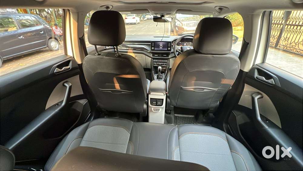 Skoda Kushaq 1.0 Tsi Style At, 2023, Petrol