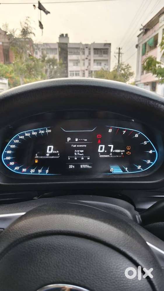 Hyundai I20 Sportz 1.2 Ivt Dual Tone, 2022, Cng & Hybrids