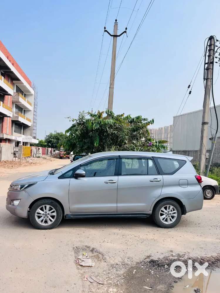 Toyota Innova Crysta 2018