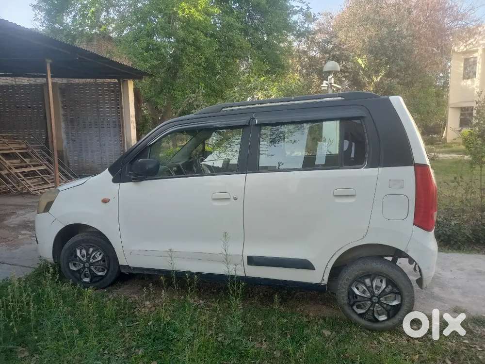 Maruti Suzuki Wagon R 2012 Petrol Well Maintained