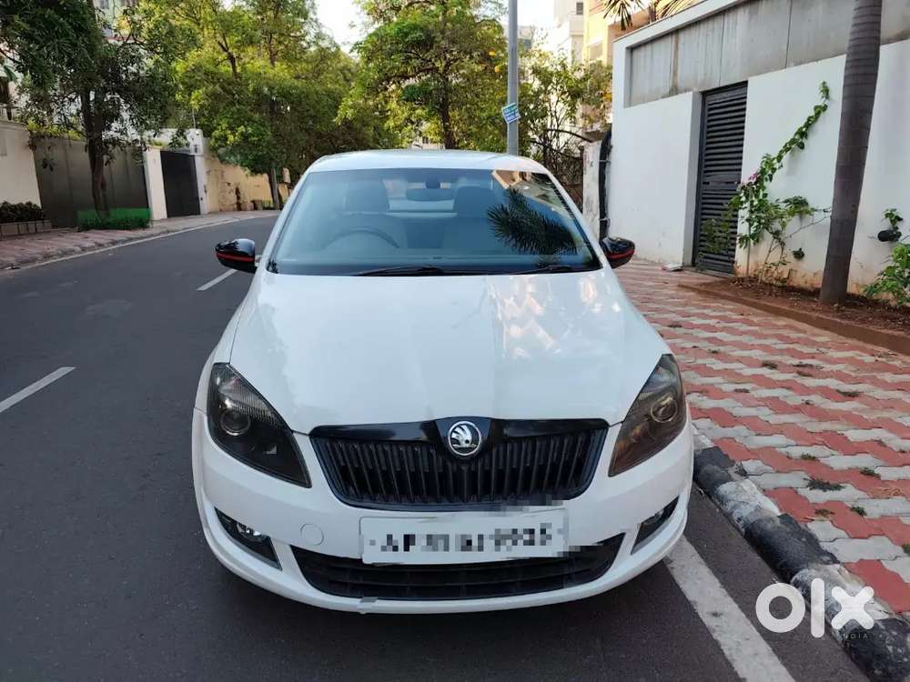 Skoda Rapid Style Plus 2016 Diesel Automatic