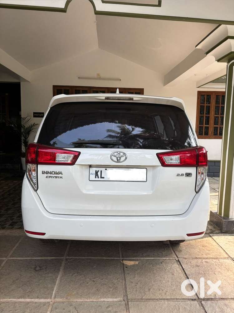 Toyota Innova Crysta 2017