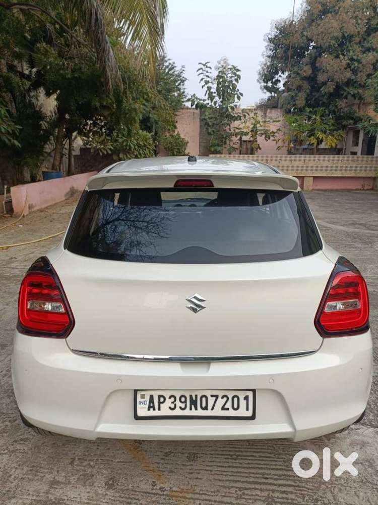 Maruti Suzuki Swift Vxi + Manual, 2021, Petrol