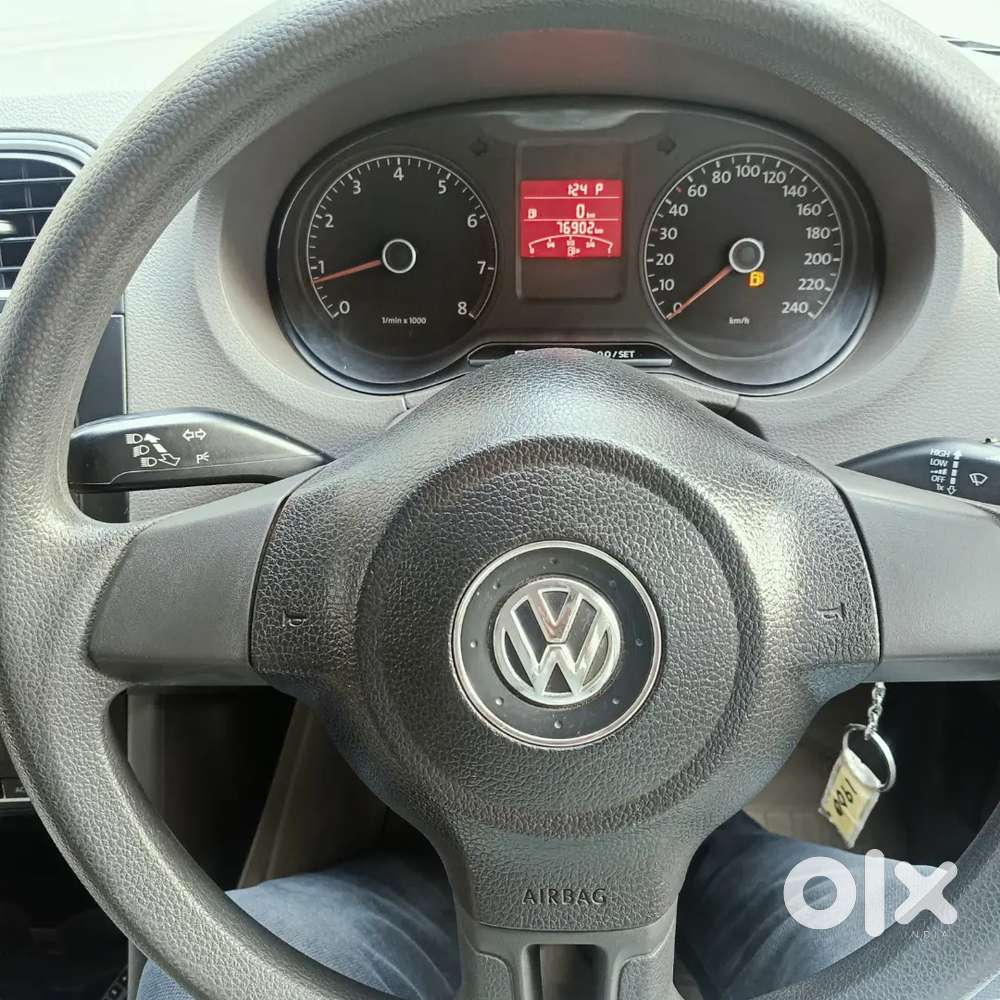 Volkswagen Vento Automatic Highline 2011 Nov.