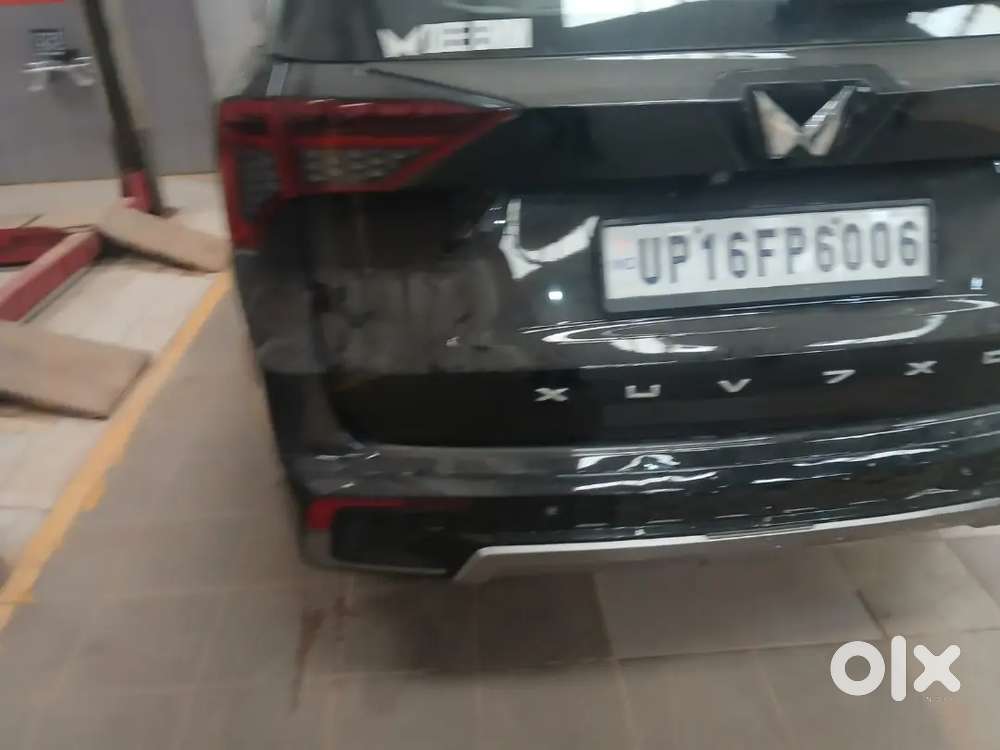 Mahindra Xuv700 Ax7 2026