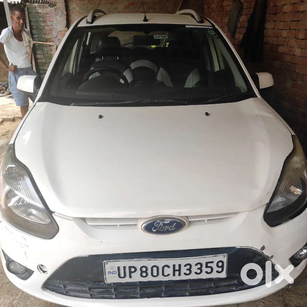 Ford Figo 2013 Cng & Hybrids 124563 Km Driven