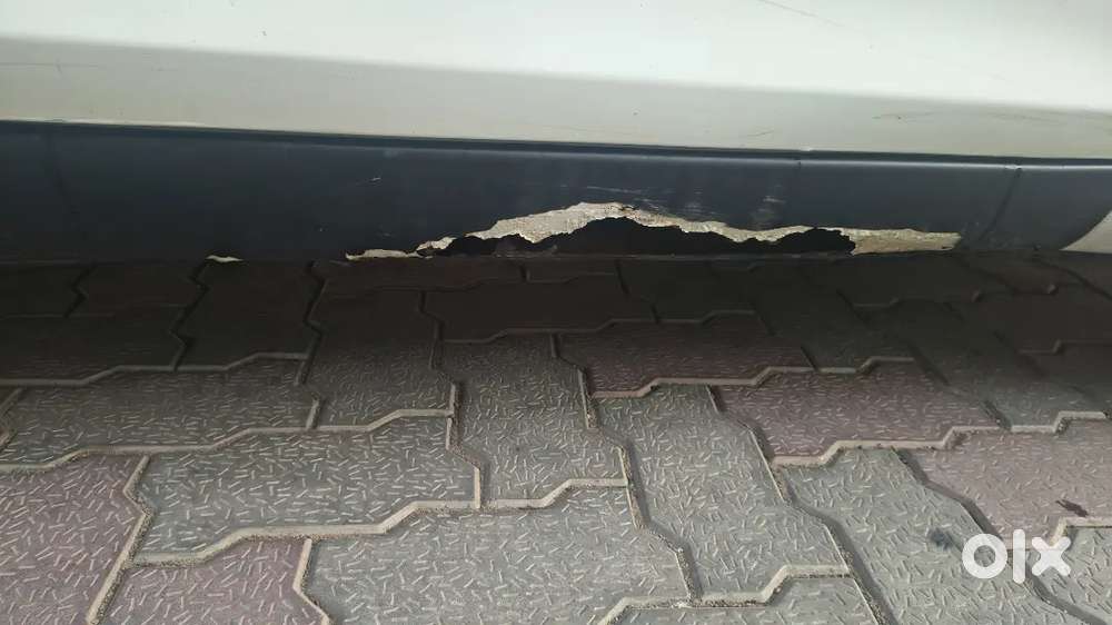 Maruti Suzuki Swift Dzire 2012