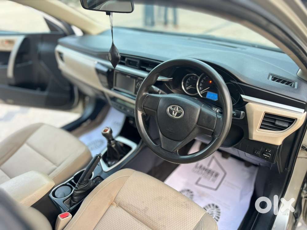 Toyota Corolla Altis 2015 Diesel Well Maintained