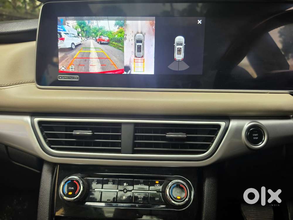 Mahindra Xuv700 2.0 Ax 7 Petrol At Luxury Pack Str, 2023, Petrol