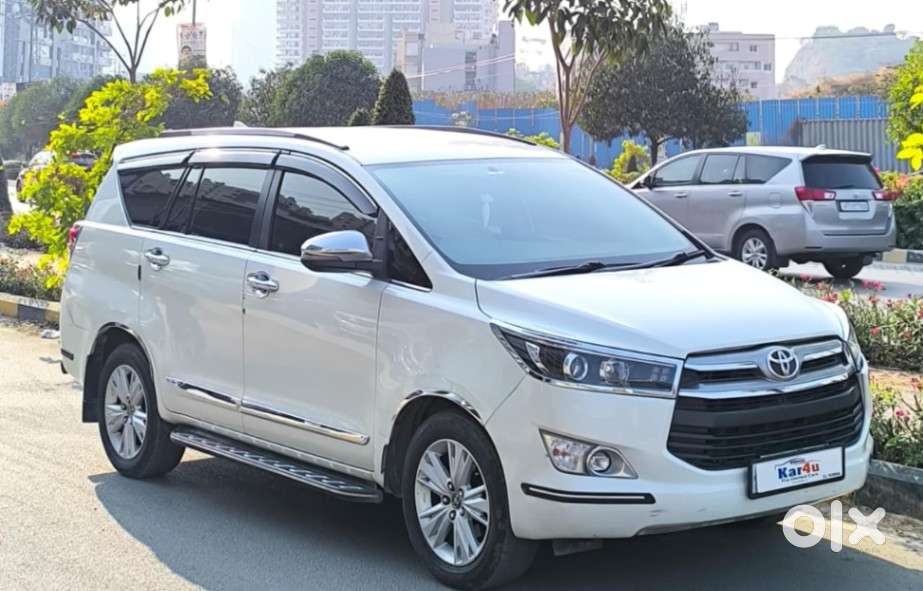 Toyota Innova Crysta