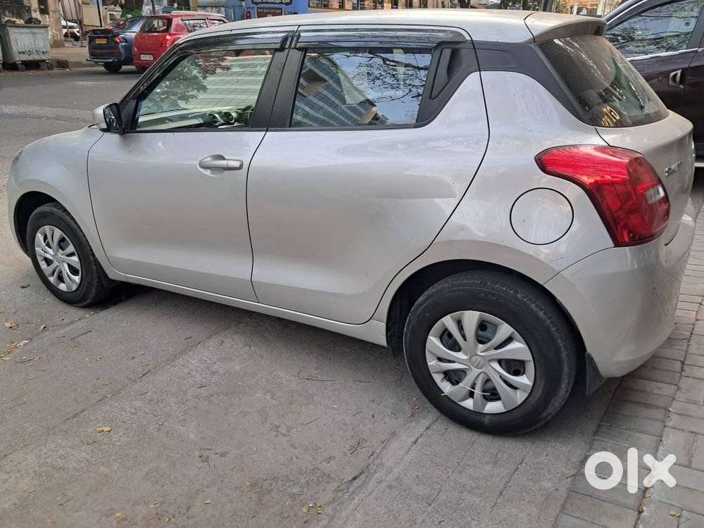 Maruti Suzuki Swift Vxi + Manual, 2023, Petrol