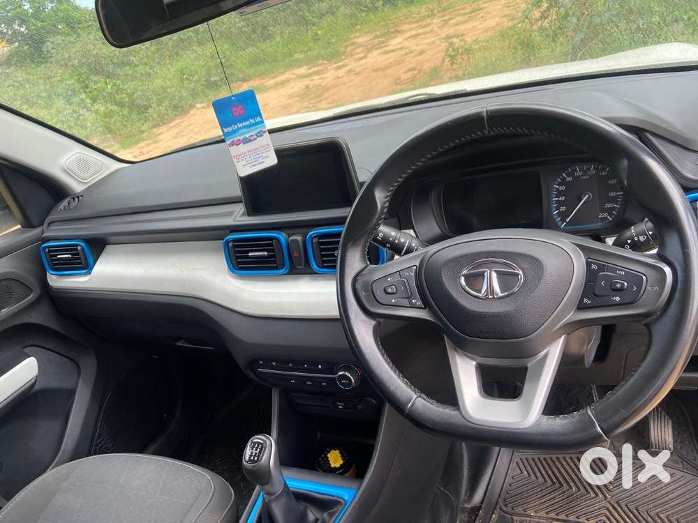 Tata Punch Pure, 2022, Petrol