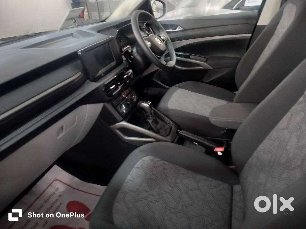 Skoda Kylaq Signature At, 2025, Petrol