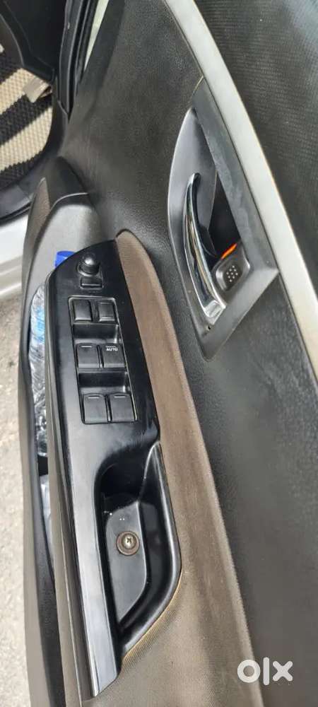 Maruti Suzuki Swift 2016 Petrol 45000 Km Driven