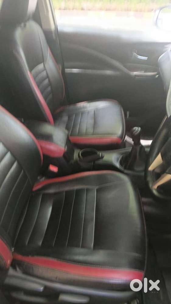 Toyota Innova Crysta 2019 Diesel 124000 Km Driven