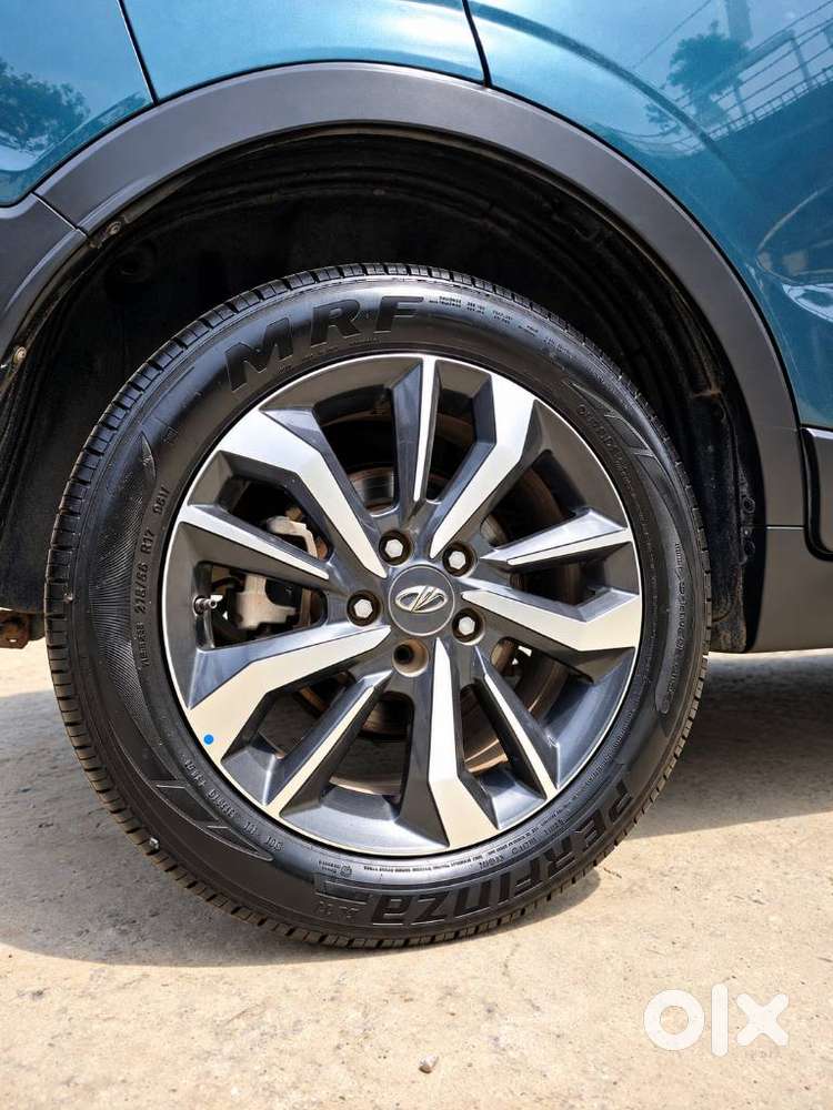 Mahindra Xuv300 W8 Option Dual Tone, 2019, Petrol