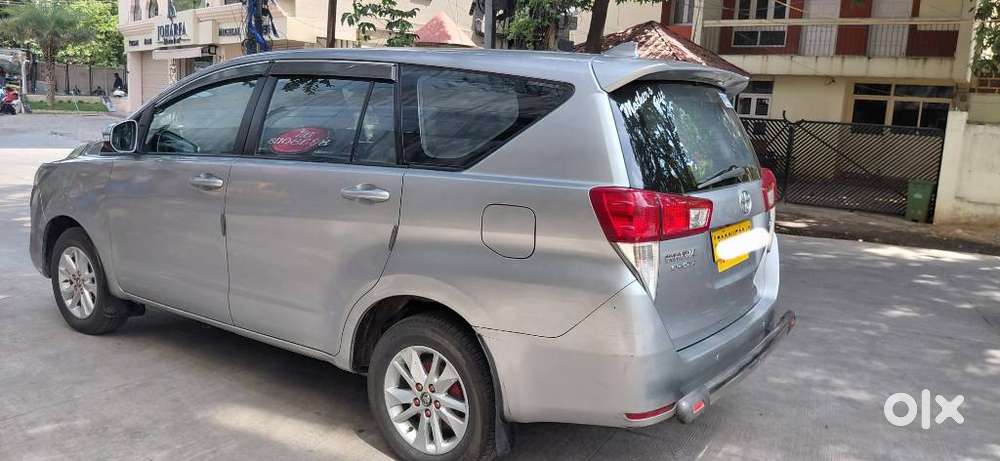 Toyota Innova Crysta 2.4 G Mt 8s, 2017, Diesel