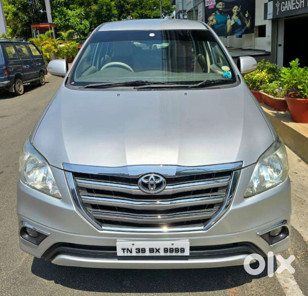 Toyota Innova 2.5 Vx 8 Seater Bs Iv, 2013, Diesel