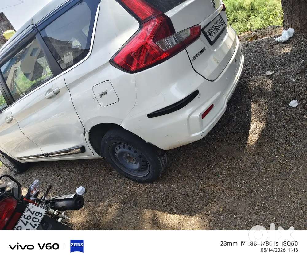 2021 Maruti Suzuki Ertiga Vxi One Hand Use