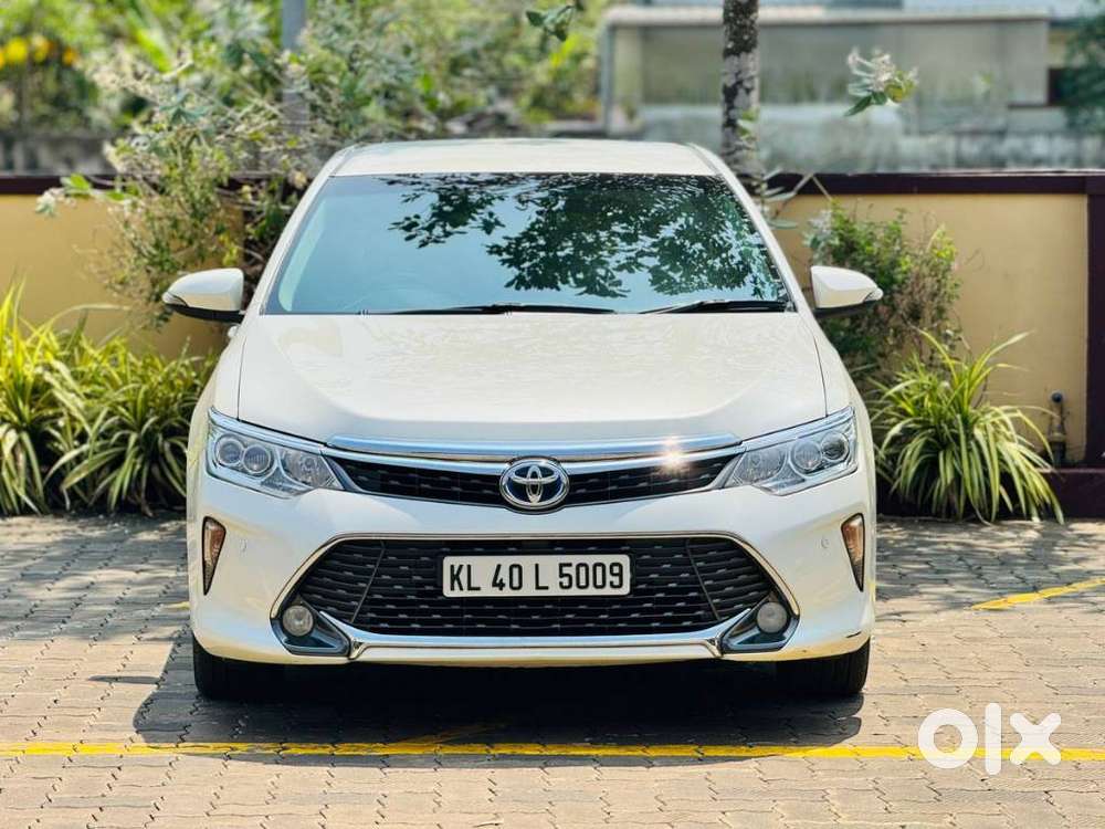 Toyota Camry Hybrid, 2015, Petrol