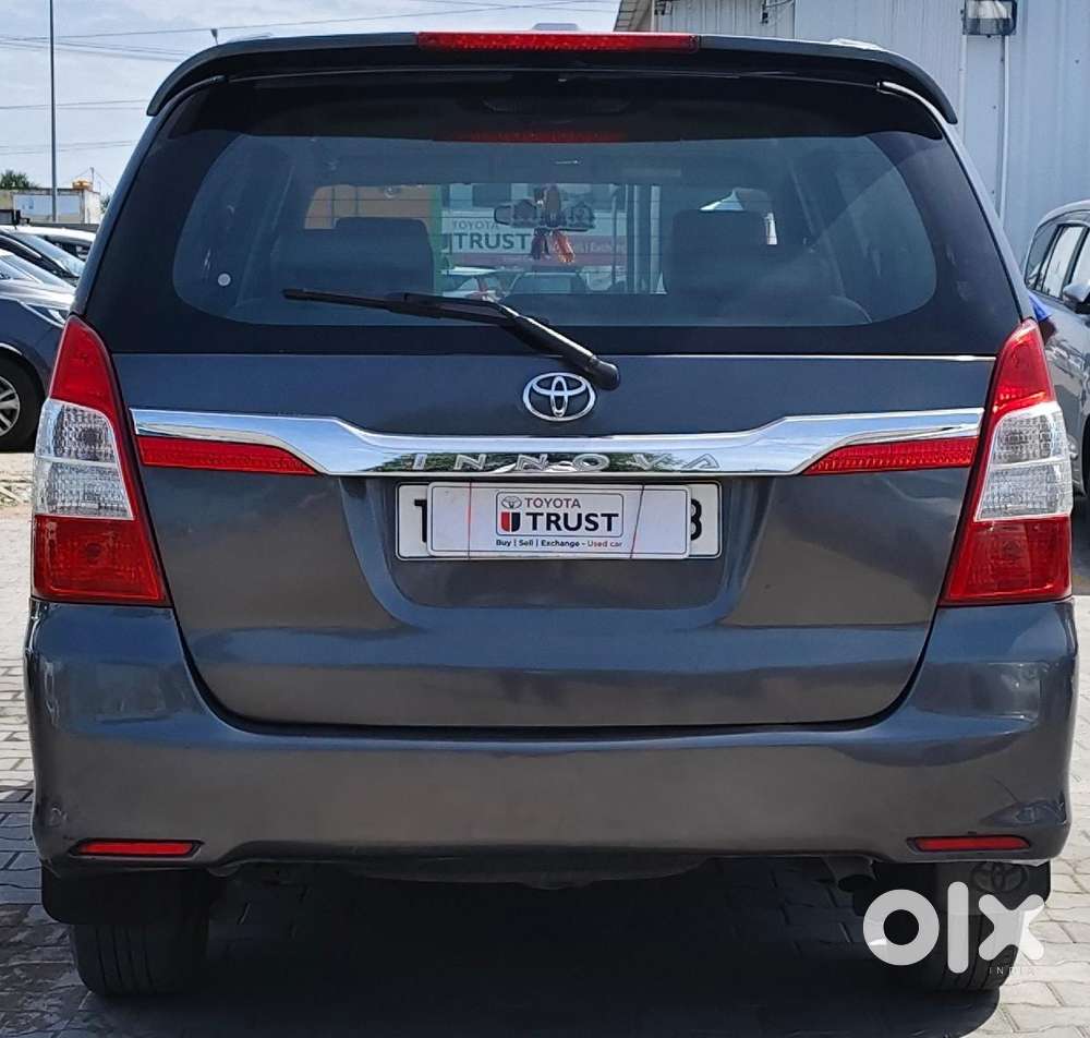 Toyota Innova 2.5 V 8 Str, 2015, Diesel